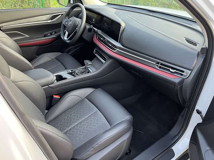 CS55 2020 CS55PLUS 1.5T - Automatic - 40,000 km - Image 12