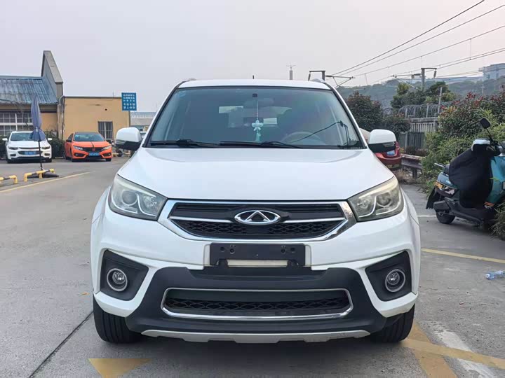 Tiggo 3 2015 Tiggo 3 1.6L - Manual - 90,000 km - Image 2