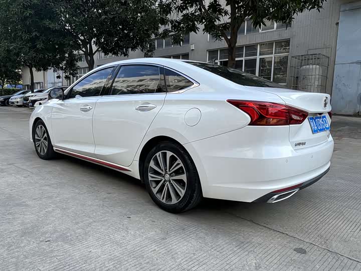 Raeton CC 2020 1.5T - Automatic - 30,000 km - Image 9