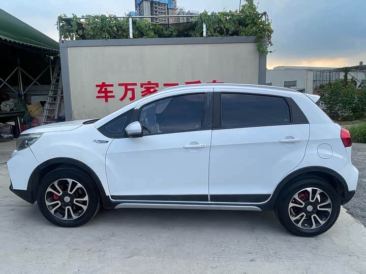 Vision X3 2017 Vision X3 1.5L - Automatic - 49,000 km - Image 4