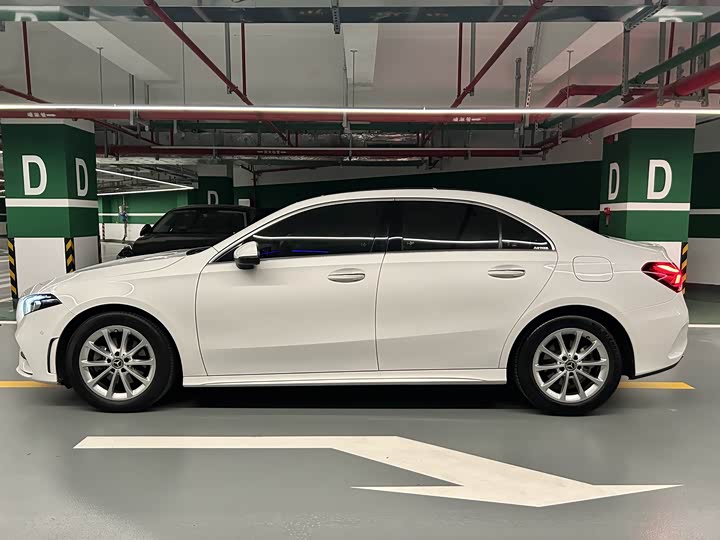 A-Class 2021 A 200 L 1.3T - Automatic - 48,000 km - Image 7
