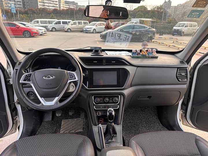 Tiggo 3 2015 Tiggo 3 1.6L - Manual - 100,000 km - Image 6