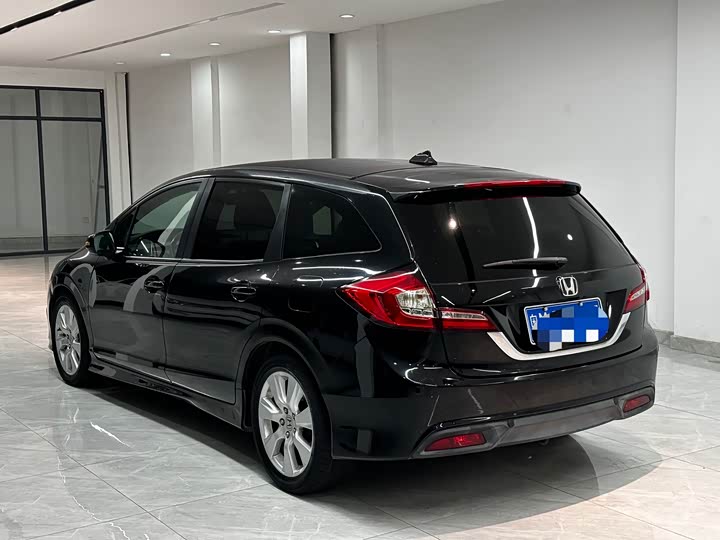 Jade 2014 1.8L - CVT - 91,000 km - Image 4