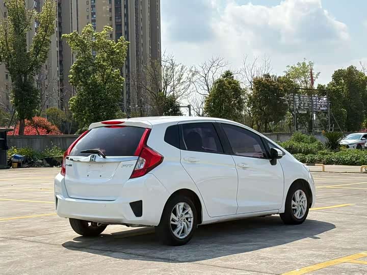 Fit 2014 1.5L - CVT - 80,000 km - Image 4