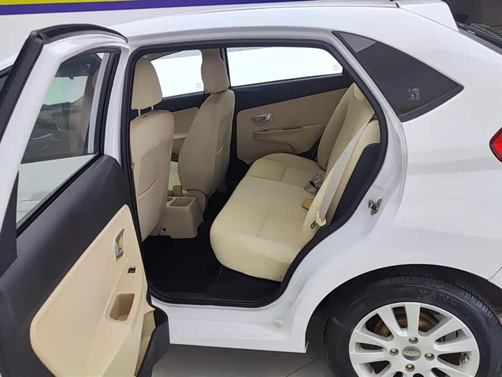 Fulwin 2 2015 Fulwin 2 1.5L - Manual - 24,600 km - Image 11