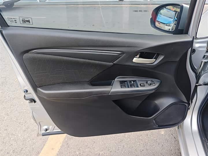 Fit 2016 1.5L - CVT - 120,000 km - Image 12