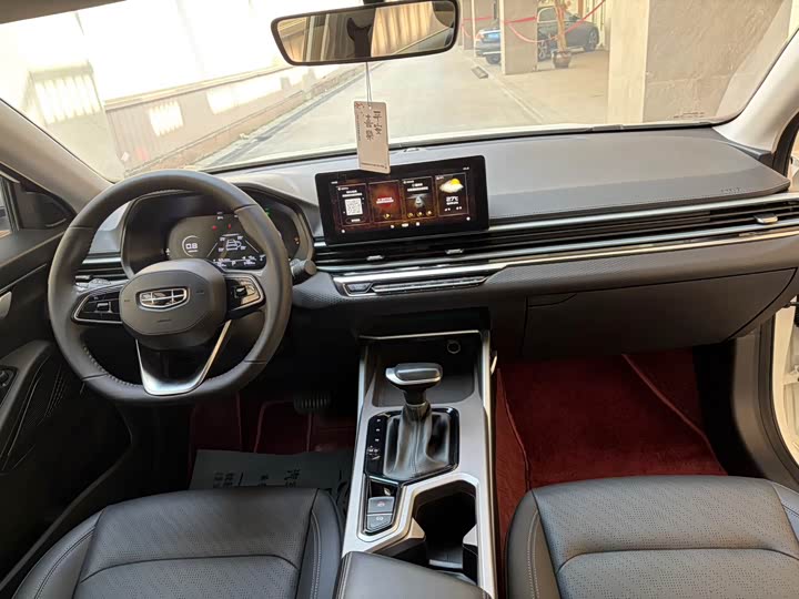 Emgrand 2022 1.5L - CVT - 38,800 km - Image 6