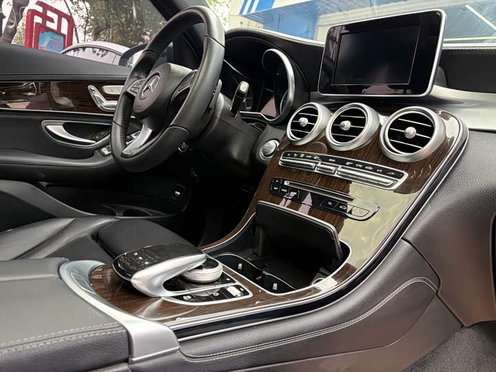 GLC 2018 GLC 260 1.5T - Automatic - 100,000 km - Image 10