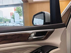 M8 2018 M8 320T - Automatic - 105,000 km - Image 9