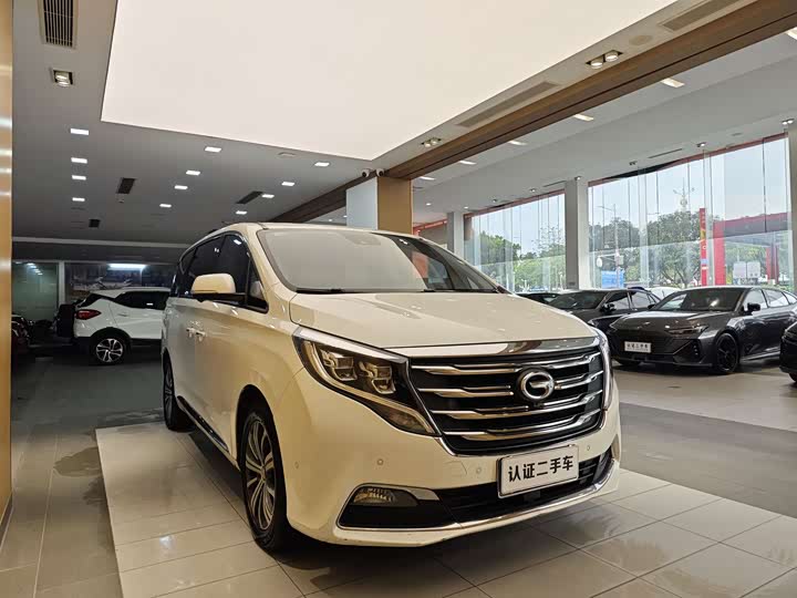M8 2018 M8 320T - Automatic - 105,000 km - Image 5