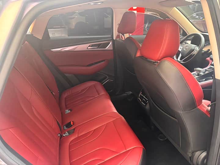 CS85 2019 1.5T - Automatic - 50,000 km - Image 9