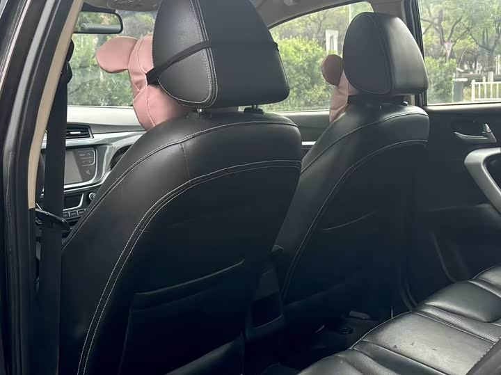 Emgrand 2017 1.5L - CVT - 70,000 km - Image 3