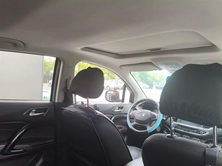 GS4 2015 GS4 200T - Automatic - 121,000 km - Image 7