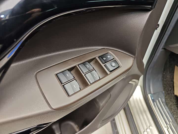 GS4 2017 GS4 235T - Automatic - 66,000 km - Image 9