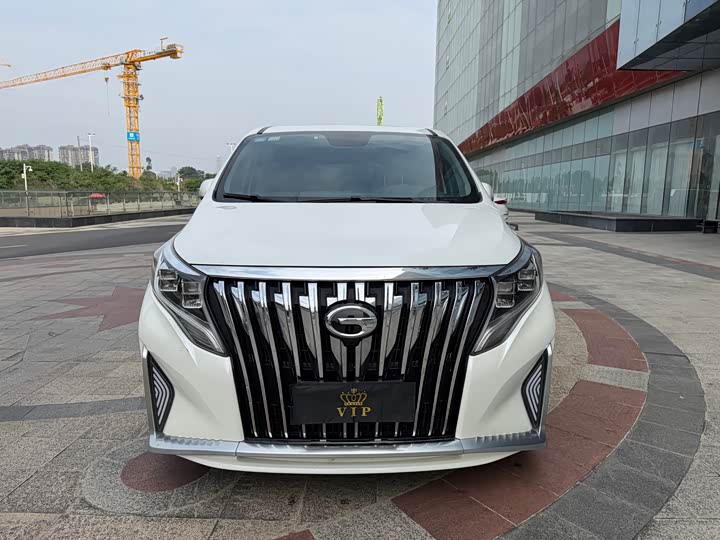 M8 2020 M8 390T - Automatic - 100,000 km - Image 1