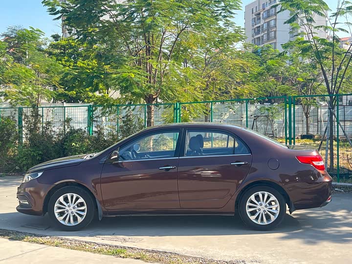 Vision 2016 1.5L - Automatic - 56,000 km - Image 3