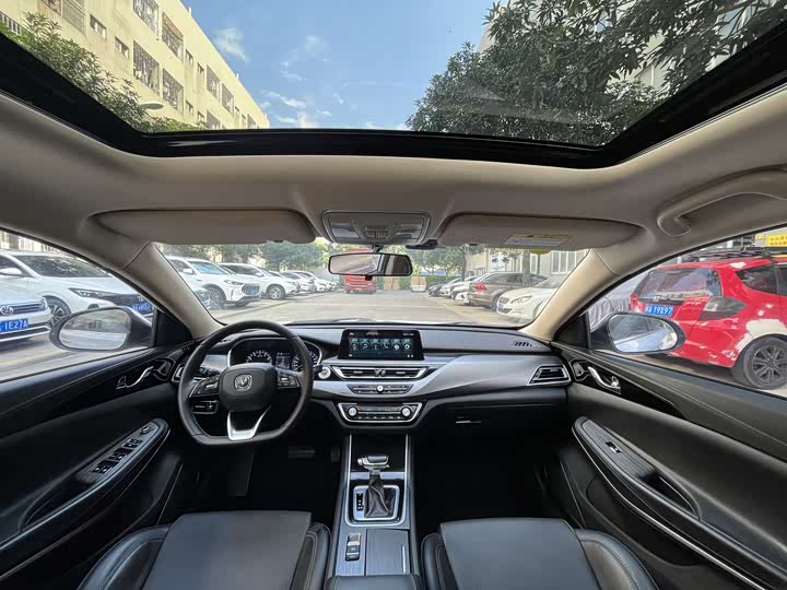 Raeton CC 2020 1.5T - Automatic - 30,000 km - Image 6
