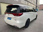 M8 2018 M8 320T - Automatic - 60,000 km - Image 4