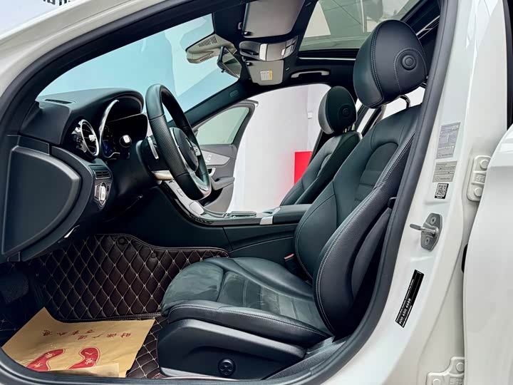 C-Class 2020 C 260 1.5T - Automatic - 50,000 km - Image 6