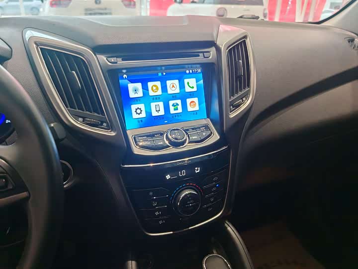CS75 2016 1.8T - Automatic - 102,000 km - Image 9