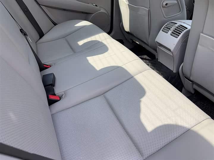 C-Class 2013 C 180 1.6T - Automatic - 180,000 km - Image 12