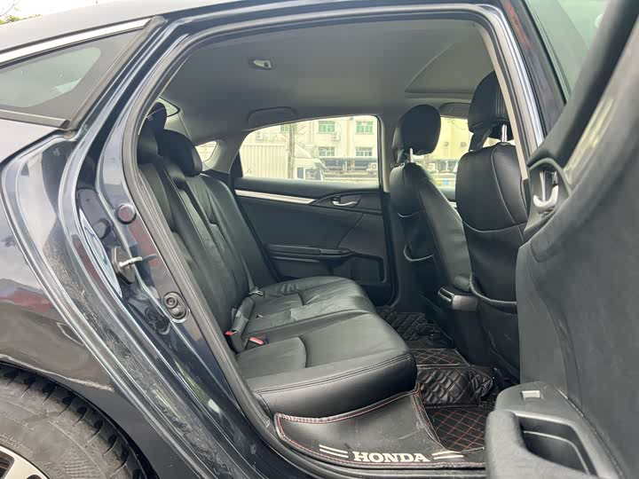 Civic 2016 1.5T - CVT - 102,000 km - Image 12