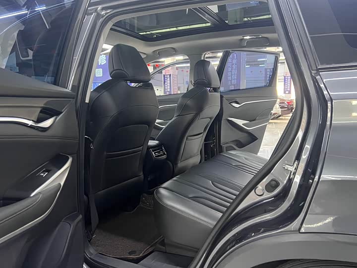 CS75 2020 CS75PLUS 1.5T - Automatic - 60,000 km - Image 9