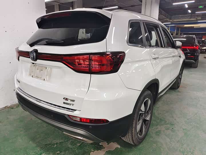 CS75 2020 CS75 280T - Automatic - 70,000 km - Image 4