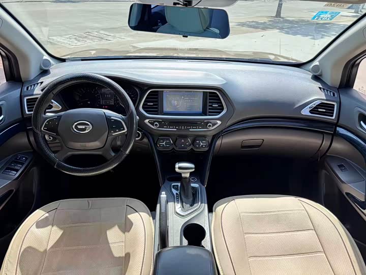 GS4 2015 GS4 200T - Automatic - 105,000 km - Image 6