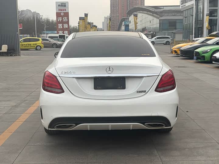 C-Class 2018 C 200 L 1.3T - Automatic - 85,000 km - Image 6