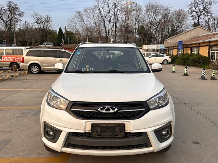 Tiggo 3 2015 Tiggo 3 1.6L - Manual - 100,000 km - Image 2