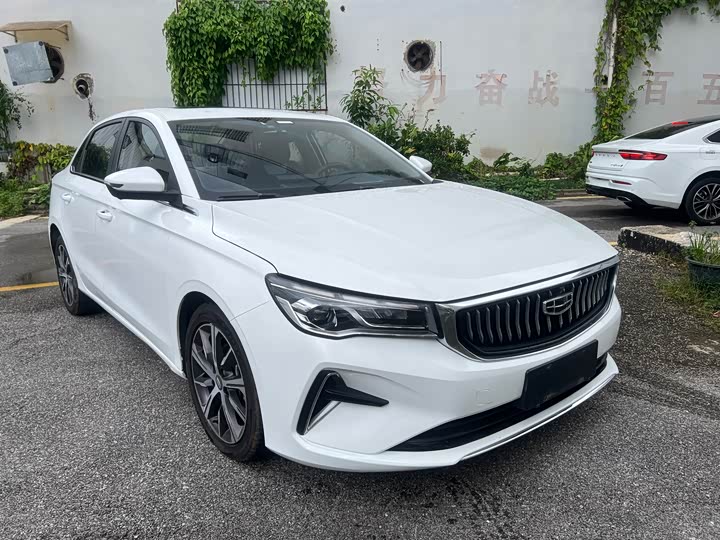 Emgrand 2022 1.5L - CVT - 60,000 km - Image 3
