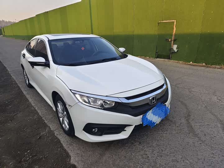 Civic 2016 1.0T - CVT - 70,000 km - Image 3