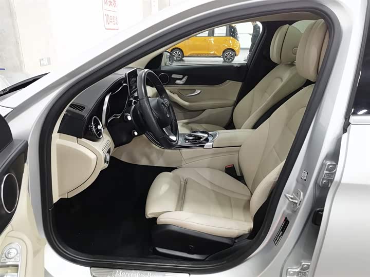 C-Class 2015 C 200 L 1.3T - Automatic - 112,500 km - Image 10