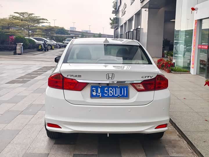 City 2017 1.5L - CVT - 130,000 km - Image 5