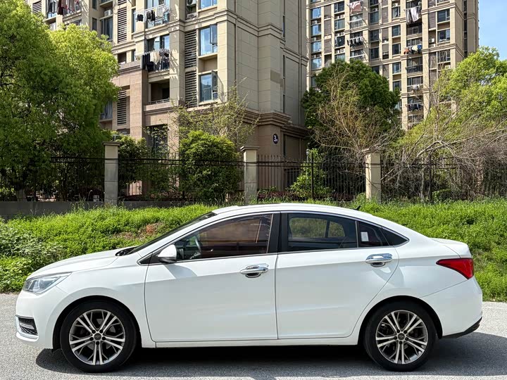 Arrizo 5 2017 Arrizo 5 1.5L - Manual - 69,000 km - Image 4