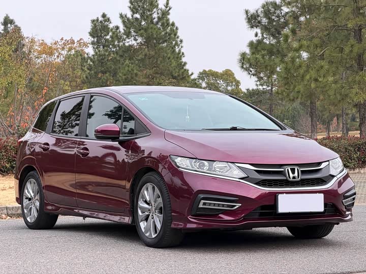 Jade 2017 1.8L - CVT - 119,000 km - Image 3