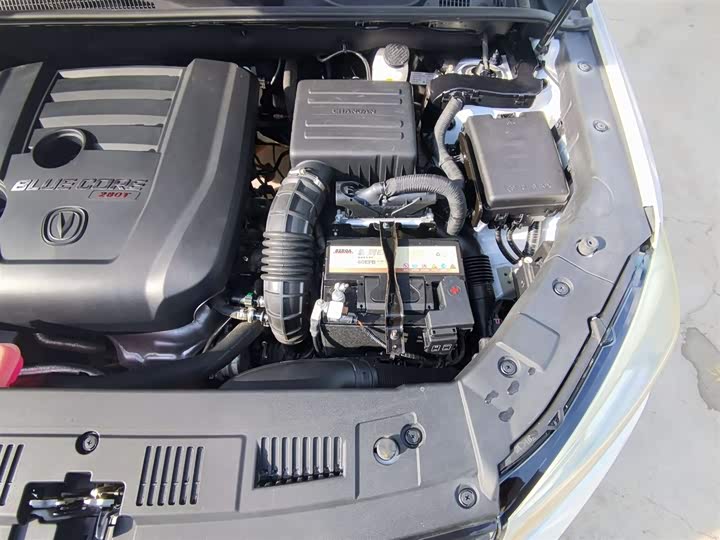 CS75 2018 CS75 280T - Automatic - 52,200 km - Image 10