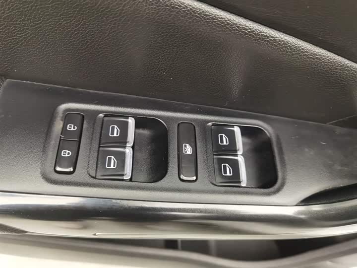 Arrizo 5 2016 Arrizo 5 1.5L - Manual - 105,800 km - Image 9