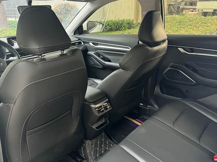 Emgrand 2022 1.5L - CVT - 30,000 km - Image 6