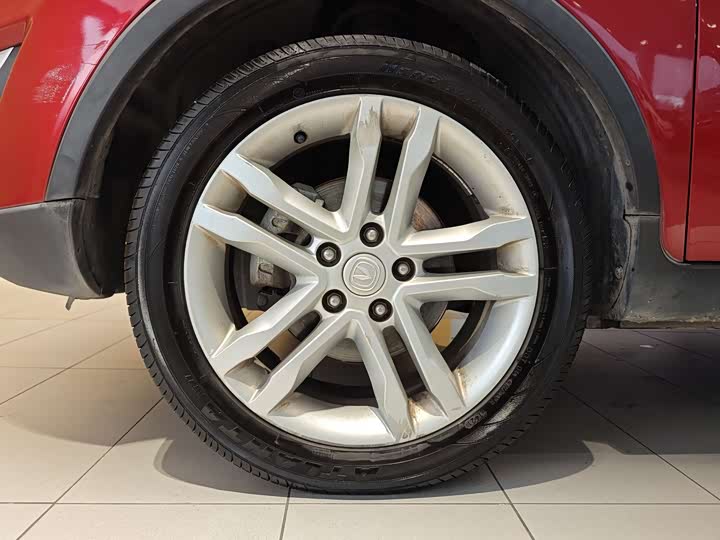 CS35 2016 1.6L - Manual - 98,000 km - Image 5