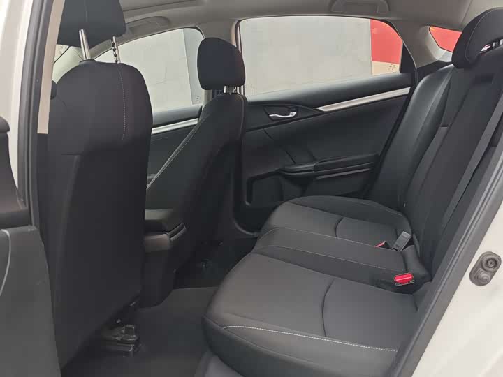 Civic 2019 1.0T - CVT - 51,000 km - Image 5