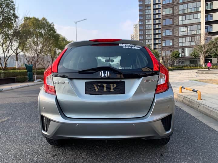 Fit 2016 1.5L - CVT - 120,000 km - Image 7