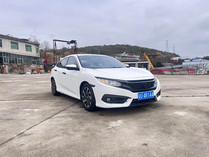 Civic 2016 1.5T - CVT - 110,000 km - Image 1