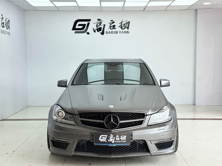 C-Class 2010 AMG C 63 1.6T - Automatic - 100,000 km - Image 2