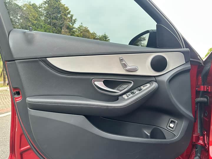 C-Class 2020 C 260 1.5T - Automatic - 79,000 km - Image 10