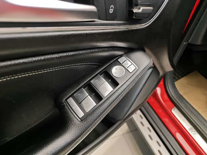 GLA 2016 GLA 200 1.3T - Automatic - 110,399 km - Image 9