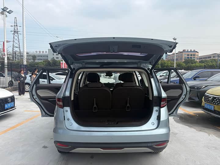 Jiaji 2019 1.5T - DCT - 22,000 km - Image 9