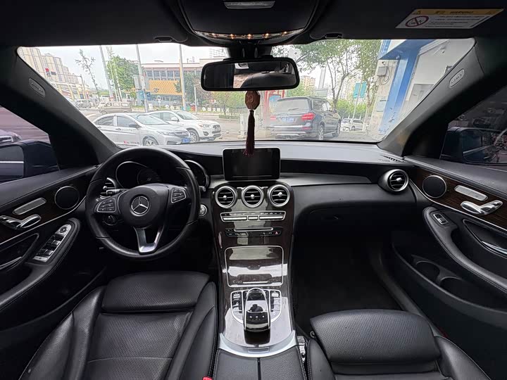 GLC 2018 GLC 260 1.5T - Automatic - 100,000 km - Image 9