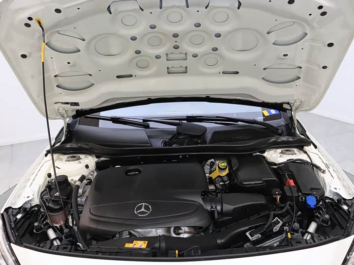 GLA 2019 GLA 200 1.3T - Automatic - 83,000 km - Image 3